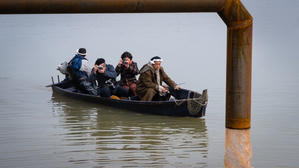 毒水曝光電影劇照13