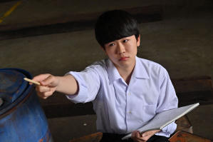 幪面超人聖刃 + 機界戰隊全開者 SUPERHERO戰記電影劇照3