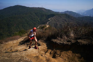 香港四徑大步走電影劇照26