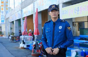 與鬼同行：大叔追兇電影劇照5