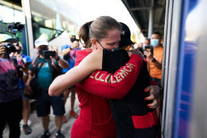香港四徑大步走電影劇照58