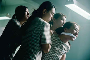 女子監獄電影劇照39