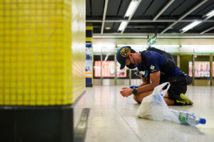 香港四徑大步走電影劇照56