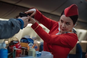 特務打爆機電影劇照4