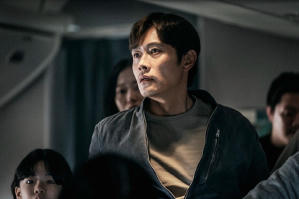 緊急迫降電影劇照6