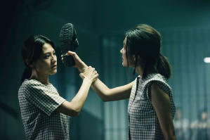 女子監獄電影劇照27