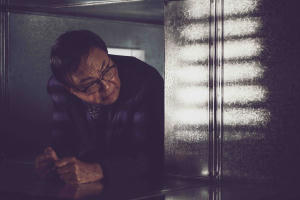 總是有愛在隔離電影劇照12