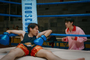 𝗺𝟲 𝘀𝗰𝗿𝗲𝗲𝗻𝗶𝗻𝗴 𝟯𝟲 ➤ 《關於我和鬼變成家人的那封利是》死鬼老公特別場電影劇照10