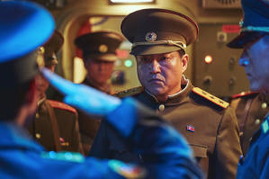 鋼鐵雨2 : 核戰危機電影劇照5