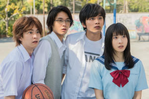 守望春天的我們電影劇照10