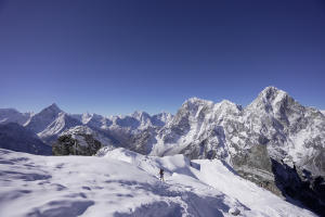 看不見的頂峰電影劇照19