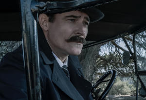 花地瑪：玫瑰神蹟降臨電影劇照9