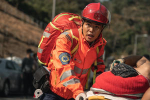 送院途中電影劇照5