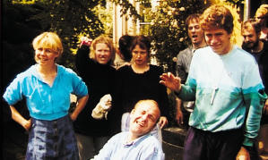 越笨越開心 (M+ Cinema Programme)電影劇照3