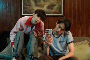 𝗺𝟲 𝘀𝗰𝗿𝗲𝗲𝗻𝗶𝗻𝗴 𝟯𝟲 ➤ 《關於我和鬼變成家人的那封利是》死鬼老公特別場電影劇照13