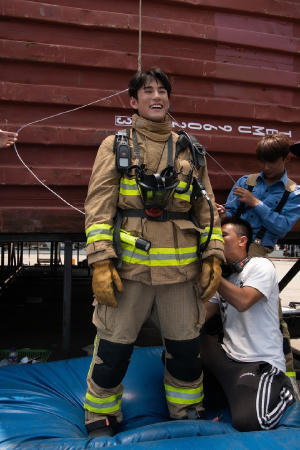 焚城電影劇照42