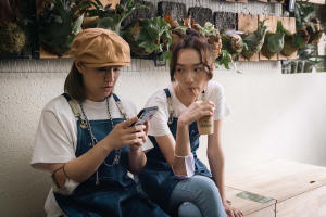 全個世界都有電話電影劇照17