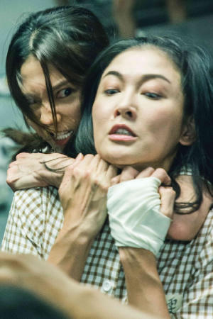 女子監獄電影劇照31