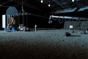 The Moon: 緊急營救電影劇照23