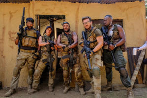 南非救參任務電影劇照7