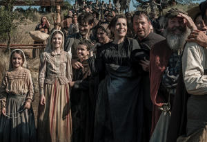 花地瑪：玫瑰神蹟降臨電影劇照8