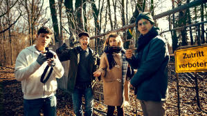 靈養院大瘋殺電影劇照2