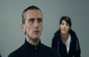 12日瘋人認證電影劇照7