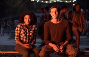 闇黑之心電影劇照4