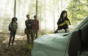 闇黑之心電影劇照8