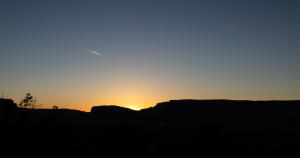 無視險峰大步走(bcDocs)電影劇照8