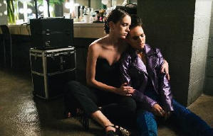 黑天后電影劇照13