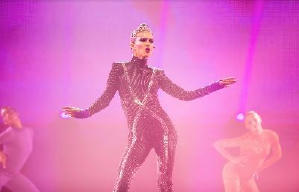 黑天后電影劇照8