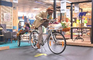 跟著宜家衣櫃去旅行電影劇照5