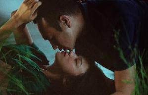 地球最後的夜晚電影劇照2