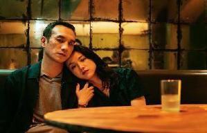 地球最後的夜晚電影劇照10