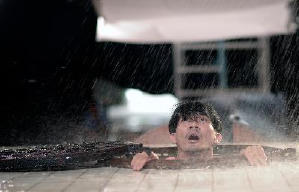 鱷口逃生電影劇照3