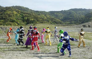 幪面超人Build x 宇宙戰隊九連者 劇場版電影劇照8