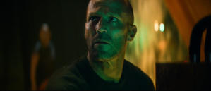 極悍巨鯊2：深溝電影劇照7