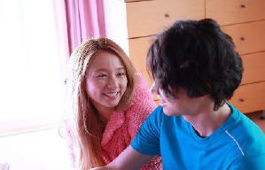 棟篤雙星血肉史電影劇照6