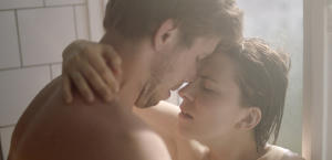 飢俄人妻電影劇照4