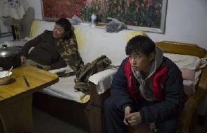 大象席地而坐電影劇照7