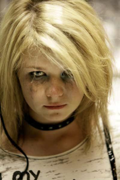 奉魔之名電影劇照5