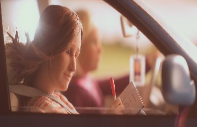 不正常麗莎電影劇照12