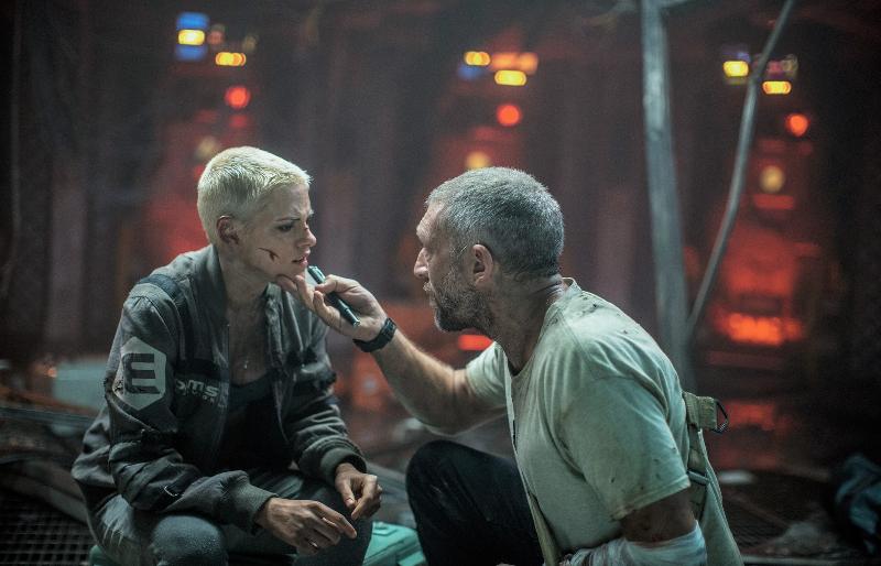 深海異獸電影劇照1