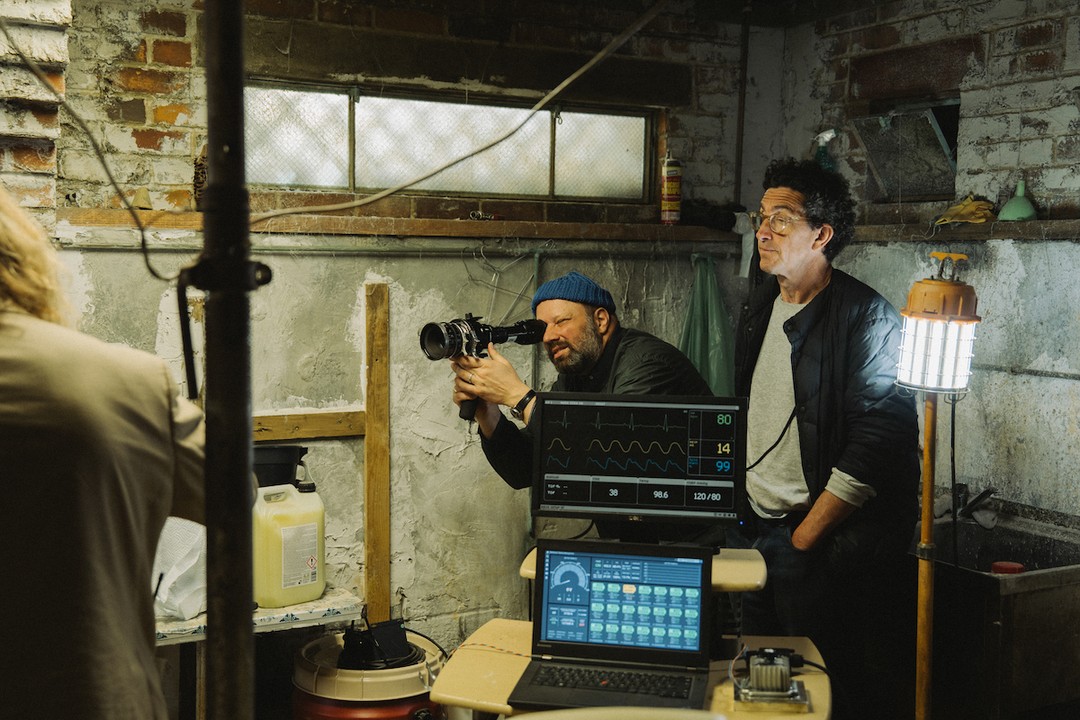 暴蜂尼亞電影劇照3