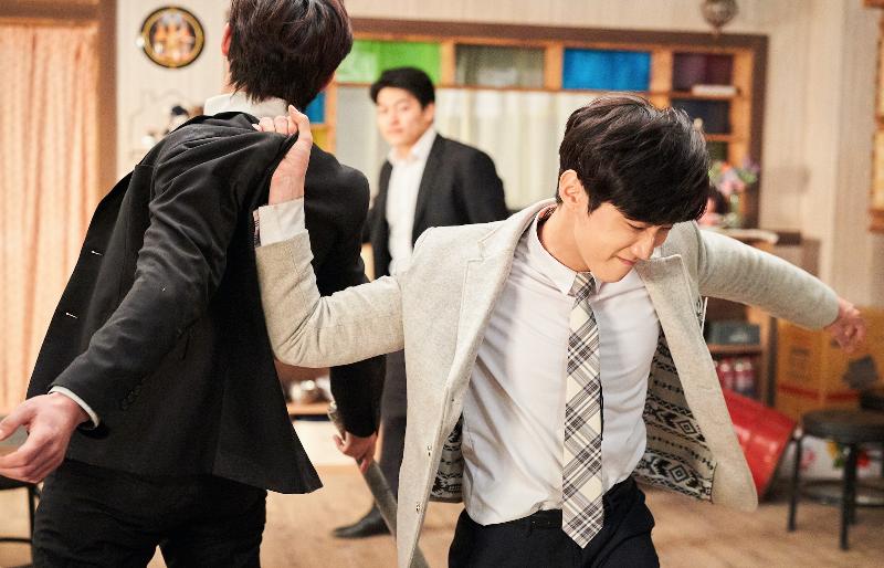 大佬上錯身電影劇照8