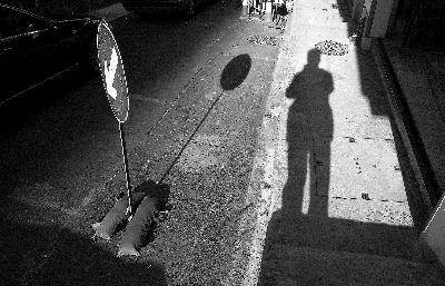 水底行走的人電影劇照6